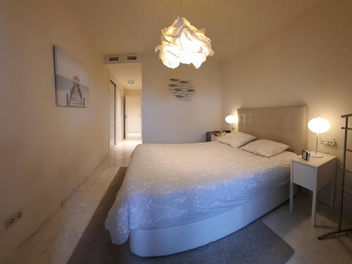 A Golf&Beach chez Pascale et Alain Alcaidesa Exterior foto